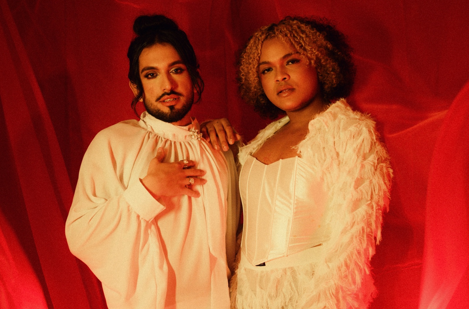 nando e Gael Vicci se unem no inédito e romântico single “roubou meu coração”