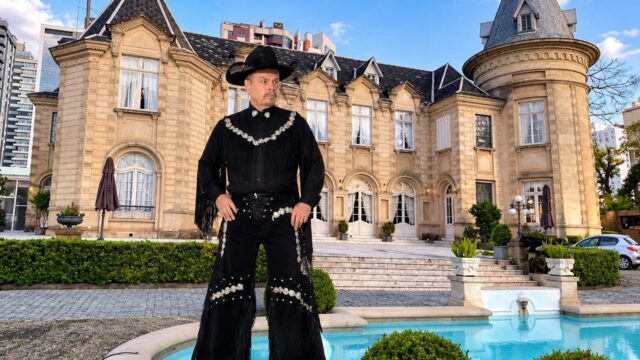 Tarde das Noivas e Debutantes reúne mais de 80 expositores no Castelo do Batel e tem espetáculo de Edson Eddel como destaque